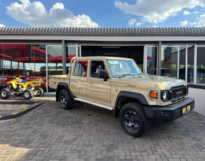 Toyota Land Cruiser 79 Doble Cabina 2024 Usada - Product Image 1