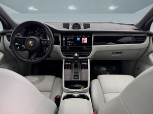 Porsche Macan AWD 2025 - Product Image 5