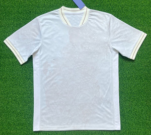 Conjunto de Uniforme Deportivo de Invierno Personalizado para Hombre, Camiseta de Fútbol y Equipación de Fútbol con Servicio de Dropshipping y OEM Disponible - Product Image 1