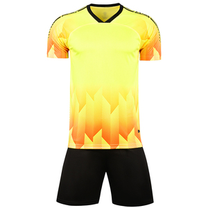 Camiseta de fútbol transpirable de manga corta, camiseta de fútbol lisa sin logotipo, uniforme de talla grande - Product Image 4
