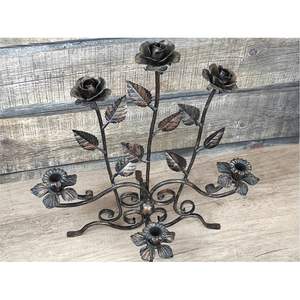 Support de bougie artisanal en fer forgé, style industriel vintage, porte-bougie chauffe-plat unique en forme de cygne et sculpture florale métallique - Product Image 3