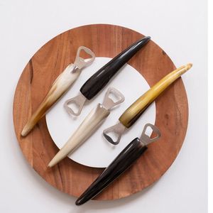 Abrebotellas de cuerno de buey con acabado de espejo de acero para regalos y bares Abrebotellas de acero de cuerno de búfalo vintage personalizado - Product Image 1