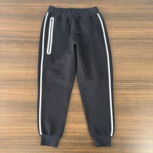 Chándal de algodón reflectante para hombre de marca personalizada 2025, pantalones de chándal gruesos con capucha de alta calidad para invierno con posición de logotipo frontal - Product Image 6