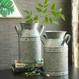 Jardinière galvanisée configurée pour des idées de verdure détaillées, offrant une résistance élevée aux conditions environnementales grâce à sa structure métallique - Product Image 3