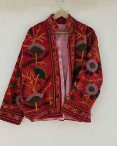 Veste et manteau en velours Suzani brodés à la main, style bohème, veste courte pour femmes, style vintage bohème, veste Suzani colorée - Product Image 4