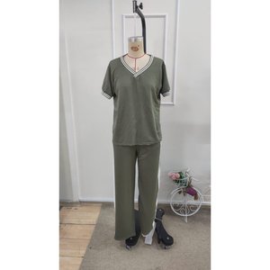 Conjunto de Dos Piezas para Mujer, Blusa de Manga Corta con Cuello en V de Viscosa de Dos Hilos y Pantalones, 35466 - Caqui - Product Image 4
