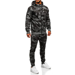 ชุดวอร์มลายพรางผู้ชายมีซิป ดีไซน์ทันสมัยและสวมใส่สบาย เหมาะสำหรับใส่ลำลอง ผลิตจากผ้าฝ้ายฟลีซ 100% ชุดวอร์มลายพรางแบบเรียบ - Product Image 6