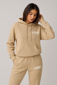 ชุดเซ็ตฤดูหนาวสองชิ้นสำหรับผู้หญิงแบบสั่งทำ เสื้อฮู้ดดี้ครอปตัวใหญ่และกางเกงจ็อกเกอร์มีซับในพร้อมลายพิมพ์ ขายส่งจากโรงงานบังกลาเทศ - Product Image 4