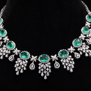 Bracelet de mariée diamant émeraude pierres précieuses vertes conception de goutte florale en acier inoxydable cadeau à la mode pour les femmes vêtements de fête de mariage - Product Image 1