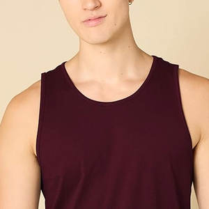 Camiseta sin mangas de punto transpirable de secado rápido para hombre, ropa deportiva elegante con posición de logotipo frontal - Product Image 4