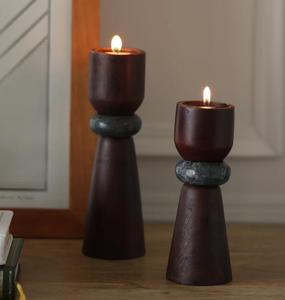 เชิงเทียนไม้สีขาวแบบเดี่ยวที่มีพื้นผิวเป็นกลีบดอกไม้แกะสลักแบบเปล่งประกายในราคาขายส่ง - Product Image 5