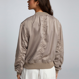 Blousons Bomber pour Femmes Tendance Hiver - Design Tricoté Uni Respirant Remplissage en Coton Prix Raisonnable - Product Image 2
