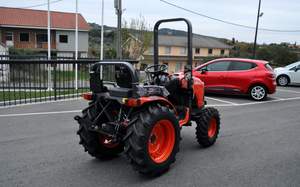 Tracteur Kubota neuf et d'occasion 25cv 30cv 35cv 40cv avec chargeur frontal et pelle arrière - Product Image 4