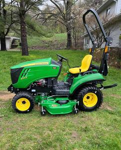 Tondeuse à gazon commerciale entièrement fonctionnelle pour John Deere X950R. - Product Image 1