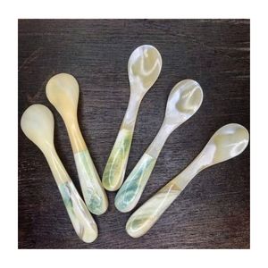 ช้อนเปลือกหอยเวียดนามสำหรับการนำเสนออาหารที่สร้างสรรค์และแนวคิดการรับประทานอาหารเชิงนิเวศ - Product Image 1