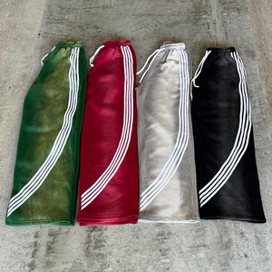 Pantalon de survêtement personnalisé en coton pour homme avec logo brodé pantalon baggy en tissu décontracté pour homme à rayures droites incurvées - Product Image 2