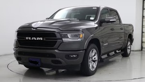 Ram 1500 Laramie Crew Cab 2020, Caja de 5'7'', 4WD, Usada en Buen Estado - Product Image 3