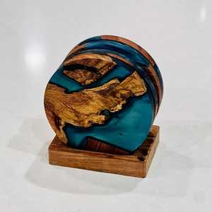 Dessous de verre en bois et résine de style classique faits à la main et personnalisés, napperon en silicone de différentes tailles - Product Image 4