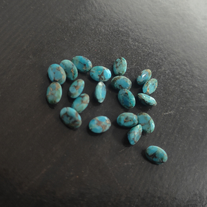 20 pièces de cuivre simulé turquoise 7x5mm ovale facette 15.35 Cts Iroc ventes best-seller Mojave Turquoise pierres précieuses en vrac US $12.28 - Product Image 4