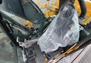 Excavadora VOL-VO EC350DL 2018 con Motor Volvo Penta, Bomba HYDAC y Cilindro HAWE, 1000 Toneladas, Capacidad de Cucharón de 3m - Product Image 6