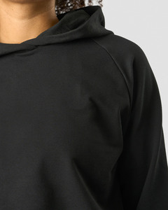 Custom Manufacturer Adjustable <b>Black</b> Cropped <b>Women's</b> Hoodie Flecce Anti-Wrinkle Breathable Gym & Activewear Hoodies For <b>Women</b> - Product Image 3