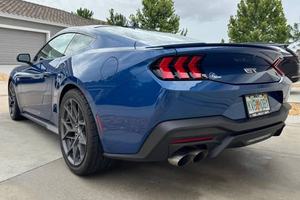 Mustang GT Coupé 2024 parfaitement utilisé - Product Image 3