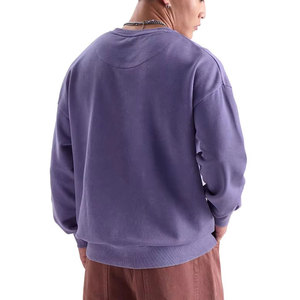 Sweat-shirt surdimensionné durable, vêtement décontracté avec coupe ample et tissu doux et confortable - Product Image 2