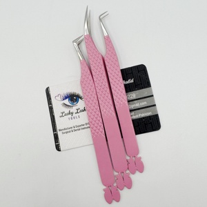 Pince à épiler pour cils Lucky Lash Tools, pointe en fibre rose, acier inoxydable, design en arc de précision, pince à épiler durable avec poignée diamantée - Product Image 6