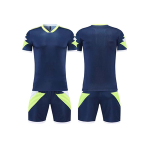 2023 New Arrival Customized High Quality Breathable Anti-Bacterial Anti-UV Quick Dry Soccer Jerseys Adult Football Front - Product Image 3