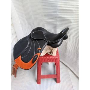 Selle en cuir anglais durable pour l'équitation Équipement de dressage et de saut de qualité au meilleur prix - Product Image 1