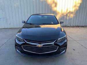 Voiture d'occasion Chevrolet Malibu LT 2017 à bas prix à vendre - Product Image 2