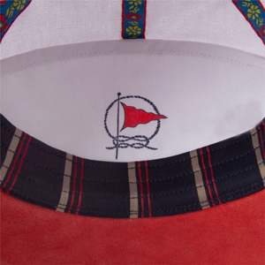 Garras N Roses Gorra de recuerdo de 7 paneles en blanco y rojo con ancla bordada a mano Parche de lingote de oro deslustrado Ajuste ajustable - Product Image 4