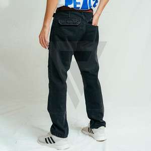 Venta al por mayor de los hombres Slim Fit Straight desgastado flaco de color claro Patchwork patrón negro pintado Denim media cintura Streetwear Pantalones - Product Image 5