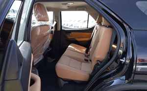 TOYOTA FORTUNER PREMIUM 2.7L ESSENCE AUTOMATIQUE DE QUALITÉ SUPÉRIEURE OU D'OCCASION - Product Image 6