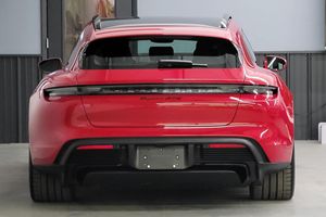 รถ Porsche Taycan GT Sport Turismo ปี 2022 มือสอง สภาพดี ราคาสุดคุ้ม - Product Image 5