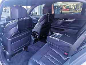 Auto Usado en Buenas Condiciones, BMW Serie 740Li M Sport Sedán 2024, Listo para Enviar - Product Image 3