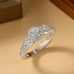 Bague d'éternité Jeulia personnalisée en platine à trois pierres halo - Product Image 4