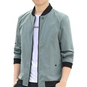 แจ็กเก็ตขนเป็ดสำหรับผู้หญิงสไตล์ฮิปฮอปขนเป็ดหน้าหนาวคุณภาพสูงสไตล์กำหนดเองได้พร้อมหน้าอุ่นไซส์พิเศษ - Product Image 2