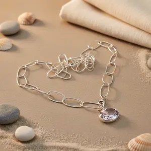 Collier en or 14 carats plaqué rhodium avec pendentif ovale orné de zircon, de diamant, de perle, de motif animal en or rose, tendance, classique, pour femmes - Product Image 2