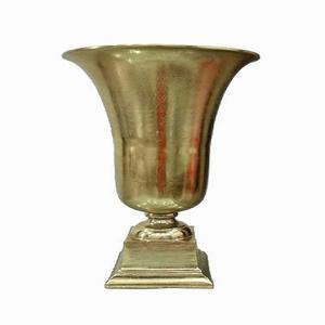 Stylish Flower Vase for Home Living Room Hotel & Restaurant Vases Decorative Customized Size & Color Metal Flower Vases Tabletop - Product Image 3