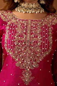 Kurti Sharara Dupatta traditionnel en géorgette léger de dernière génération pour femmes, très demandé, disponible en gros - Product Image 2