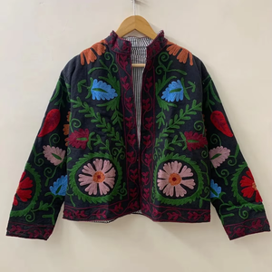 Floral Suzani abrigo bordado Chaqueta corta indio Suzani estilo bohemio Chaqueta corta de algodón para mujer - Product Image 1