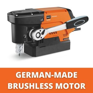 Fraise annulaire HSS 1200W 1-3/8 po pour perceuses à base magnétique, perceuse à moteur sans balais pour zones difficiles d'accès, diamètre de coupe max. - Product Image 1