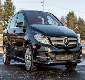 AUTOS USADOS EN VENTA 2017 B250e - Product Image 1