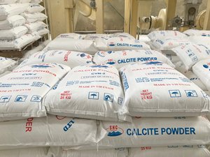 Factory Price Calcium <b>Carbonate</b> Powder CaCO3 Super Fine Powder Coated Uncoated All Size of Calcium <b>Carbonate</b> Limestone - Product Image 4