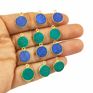 Colgante Druzy de piedras preciosas de 10mm en oro de 18 quilates Vermeil 925 Conjunto de bisel de plata esterlina Collar Colgantes y dijes finos hechos a mano - Product Image 1