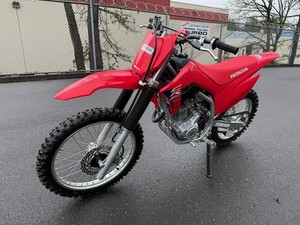NOUVELLE <span class=keywords><strong>Moto</strong></span> tout-terrain <span class=keywords><strong>Honda</strong></span> CRF 250F 2026 - Product Image 3