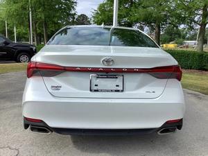 Juguete 2022 bastante usado-OTA Avalon XLE - Product Image 2