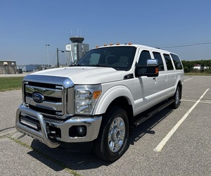 Gran Oferta: Ford F-250 Super Duty Lariat 4x4 Usada del 2014 - Product Image 1