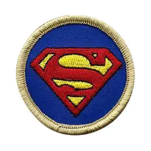 Logotipo personalizado parches bordados Impresión de transferencia de calor hierro-en tejido bordado insignia lentejuelas para ropa hecha tela resina - Product Image 1